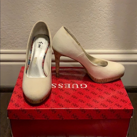 White Heels - Picture 1 of 1